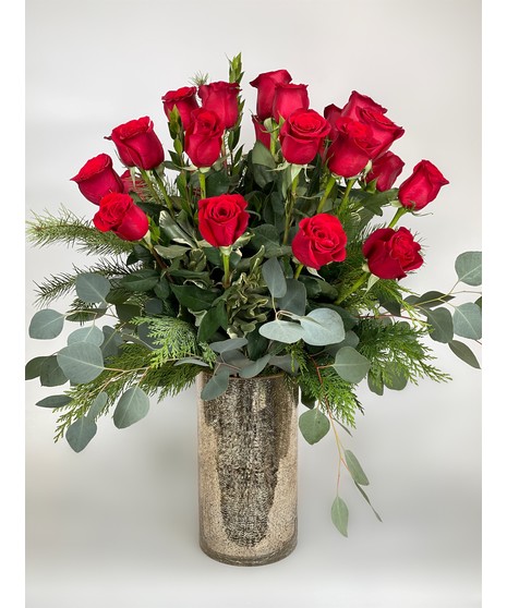 Dashing 2 Dozen Roses